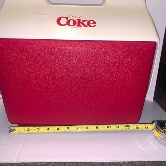 Igloo: “Coke” Cooler Great Condition! The E In “Enjoy” Is Faded on 1 Side - Picture 4 of 12